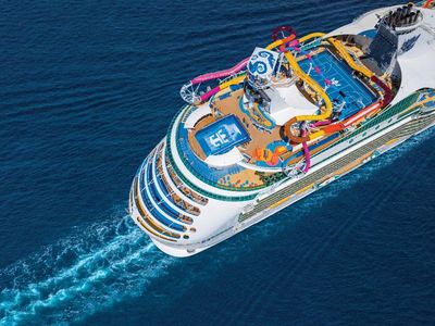 Navigator of the Seas Ariel Aft