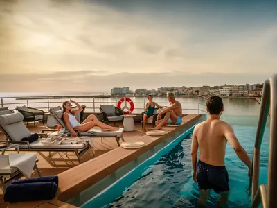SH Diana Pool Deck